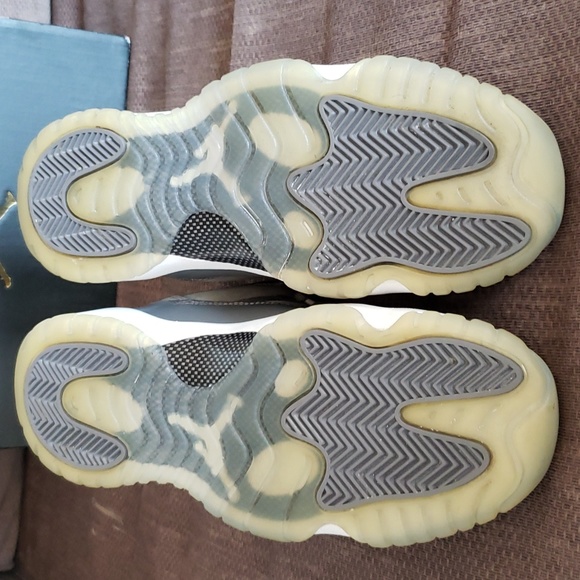 Jordan 11 Cool Grey Low - Picture 4 of 8